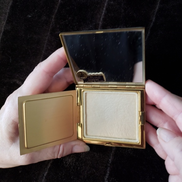 Vintage Marhill Mother of Pearl compact-Euc - Picture 6 of 8